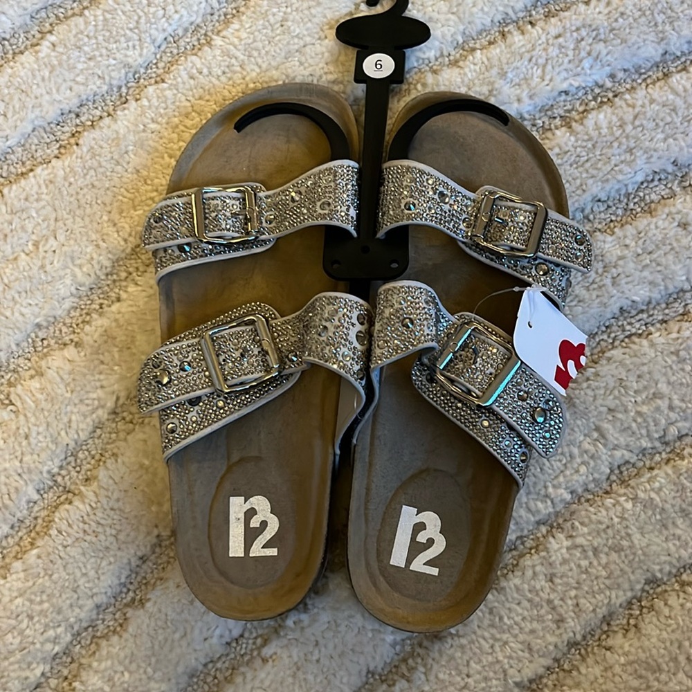 R2 bling sandals